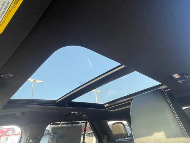 2023 Ford Explorer ST W/Twin Panel Moonroof